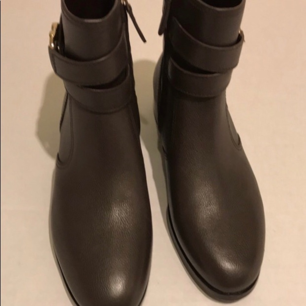 Tory Burch Gemini Link Leather Boots